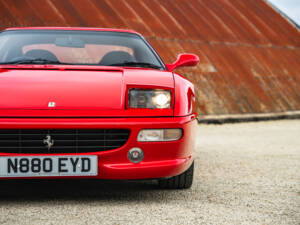 Imagen 29/35 de Ferrari F 355 GTS (1996)