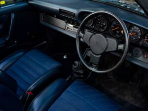 Image 4/47 of Porsche 911 Carrera 3.2 (1984)