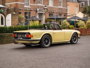 Image 41/47 de Triumph TR 6 (1971)