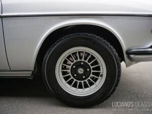 Image 35/76 de BMW 3,3 L (1975)