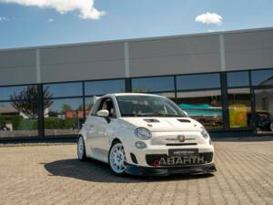 Bild 2/31 von Abarth 695 Assetto Corse Evoluzione (2013)