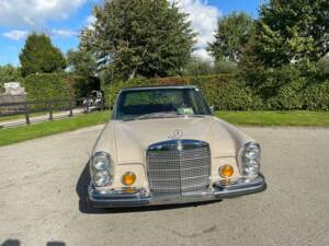 Image 6/7 of Mercedes-Benz 280 SE 4,5 (1971)