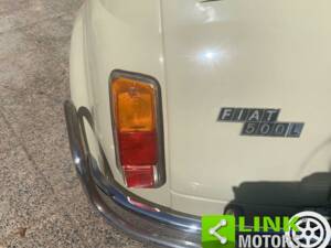 Image 9/10 of FIAT 500 L (1972)