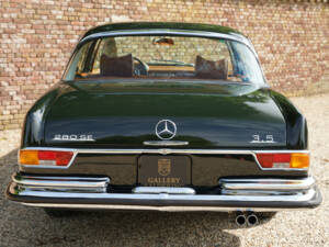 Image 6/50 of Mercedes-Benz 280 SE 3,5 (1971)