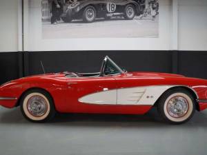 Bild 32/50 von Chevrolet Corvette (1958)