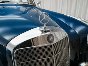 Afbeelding 16/18 van Mercedes-Benz 220 SE (1958)