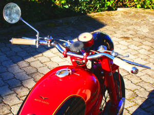 Image 5/7 of Moto Guzzi DUMMY (1952)