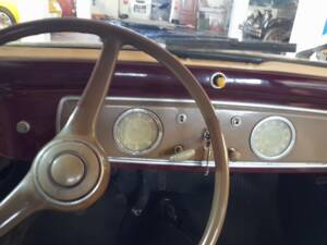 Bild 14/40 von FIAT 500 C Giardiniera (1952)