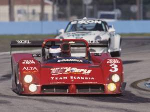 Image 15/20 of Ferrari 333 SP (1994)