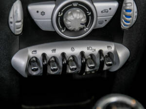 Bild 26/50 von Mini Cooper (2010)