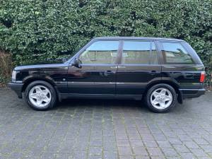 Image 2/41 of Land Rover Range Rover 4.6 HSE (2001)