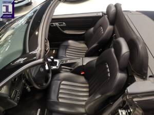 Image 30/72 de Mercedes-Benz SLK 200 Kompressor (2003)