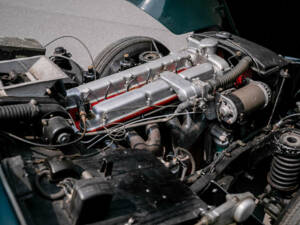Image 20/50 of Aston Martin DB 2&#x2F;4 Mk I DHC (1954)