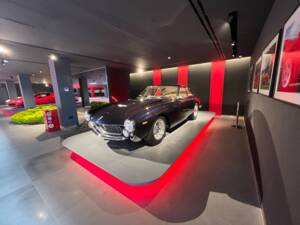 Bild 4/8 von Ferrari 250 GT Berlinetta Lusso (1964)