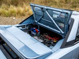 Image 18/49 of Toyota MR2 (1989)