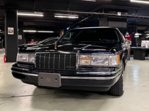 Immagine 4/30 di Lincoln Town Car (1992)