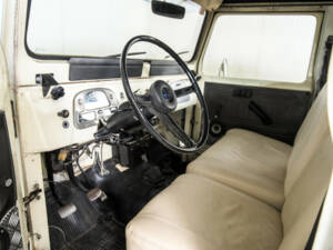 Image 11/50 of Toyota Land Cruiser BJ 43 (1977)