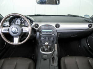 Bild 7/50 von Mazda MX-5 1.8 (2008)