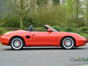 Image 17/50 of Porsche Boxster (2002)