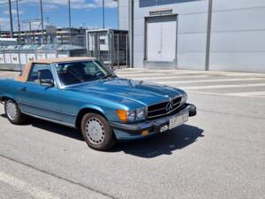 Image 5/82 of Mercedes-Benz 560 SL (1986)