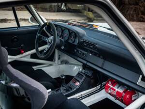 Image 55/84 of Porsche 911 Carrera RSR 3.8 (1993)