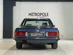 Image 6/28 de Mercedes-Benz 500 SL (1983)