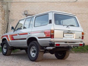 Image 43/100 of Toyota Land Cruiser HJ61 GX (1987)