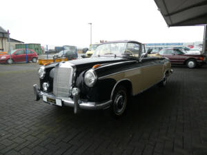Image 3/27 of Mercedes-Benz 220 S Cabriolet (1957)