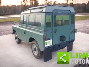 Image 3/10 of Land Rover 88 (1971)