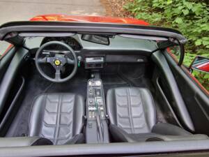 Image 14/82 of Ferrari 308 GTS Quattrovalvole (1983)