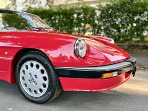 Bild 13/20 von Alfa Romeo 2.0 Spider (1988)