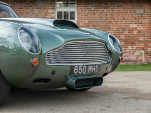 Image 22/48 de Aston Martin DB 4 GT (1961)