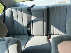 Image 44/51 of BMW 535i (1991)