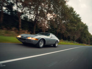 Bild 9/18 von Ferrari 365 GTB&#x2F;4 Daytona (1969)