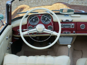 Image 39/50 de Mercedes-Benz 190 SL (1958)