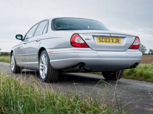 Image 3/8 of Jaguar XJR (2003)