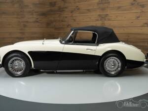 Imagen 3/6 de Austin-Healey 3000 Mk III (BJ8) (1964)