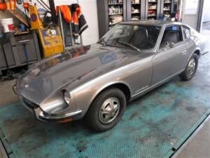 Image 2/50 of Datsun 240 Z (1971)