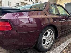 Image 13/84 of Porsche 968 (1992)