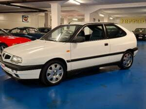 Image 17/49 of Lancia DELTA HPE 2.0 16V TURBO 3 (1997)