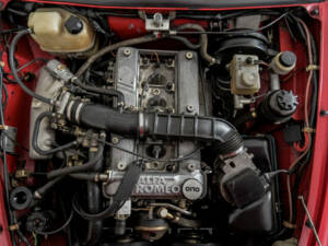 Afbeelding 43/50 van Alfa Romeo 2.0 Spider (1991)