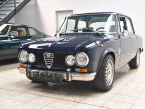 Image 3/28 de Alfa Romeo Giulia Super 1.3 (1973)