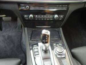 Afbeelding 53/95 van BMW 750i (2009)