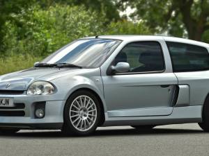 Image 5/50 of Renault Clio II V6 (1900)