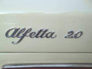 Bild 14/16 von Alfa Romeo Alfetta 2.0 (1977)