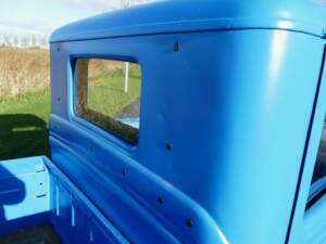 Bild 11/15 von Ford V8 Model 46 Pick Up (1933)