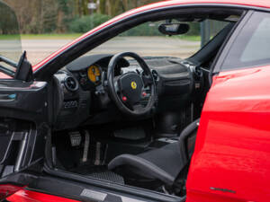 Image 17/27 de Ferrari F 430 Scuderia (2009)