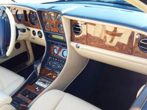 Image 11/14 de Bentley Azure (1999)