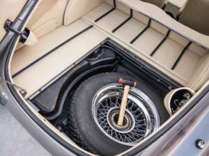 Immagine 50/88 di Jaguar E-Type (2+2) (1968)