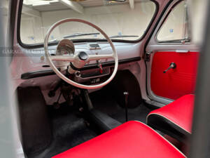 Image 19/102 of FIAT 500 D (1963)